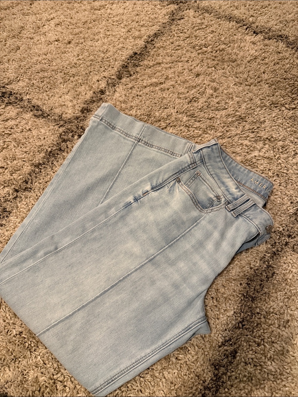 American Eagle Outfitters Light Blue Wide-Leg Jeans - Picture 2 of 5
